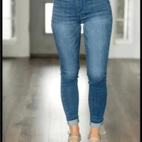 KanCan Elastic Waist Jeans 5/26 - Picture 2 of 5